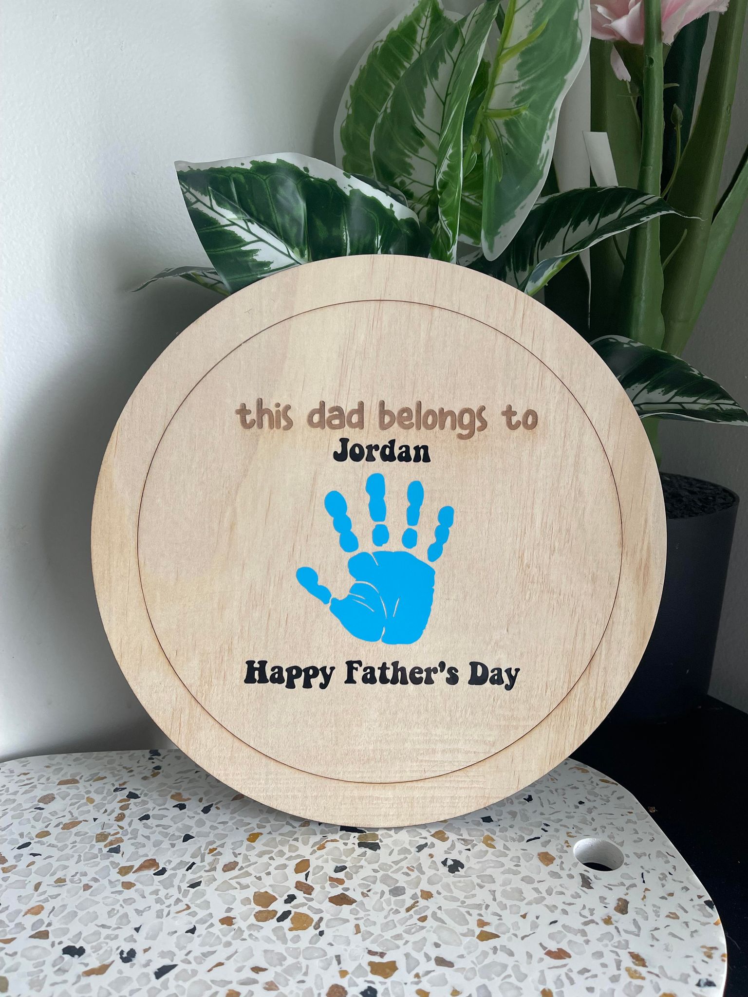 This dad belongs to plaque
